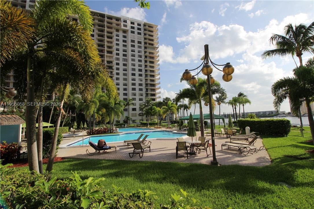 Clipper/Biscayne Cove Con · #614 in Aventura - Photo 6