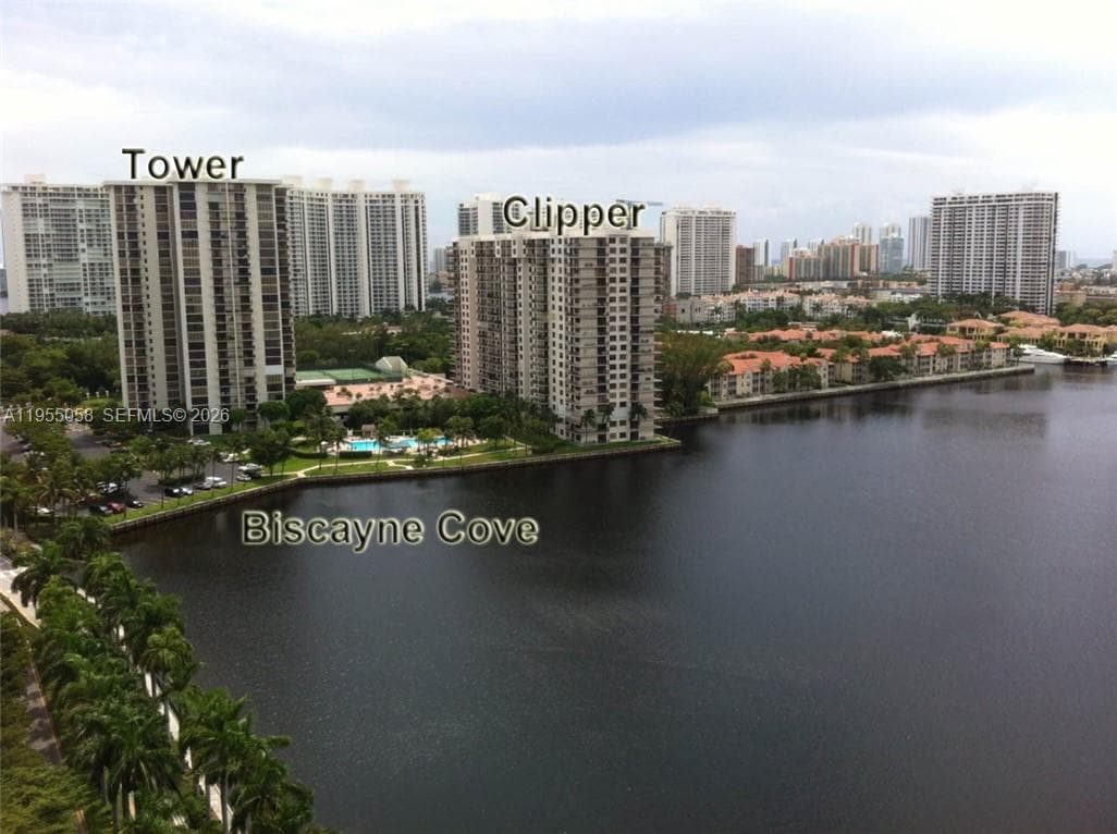 Clipper/Biscayne Cove Con · #614 in Aventura - Photo 1