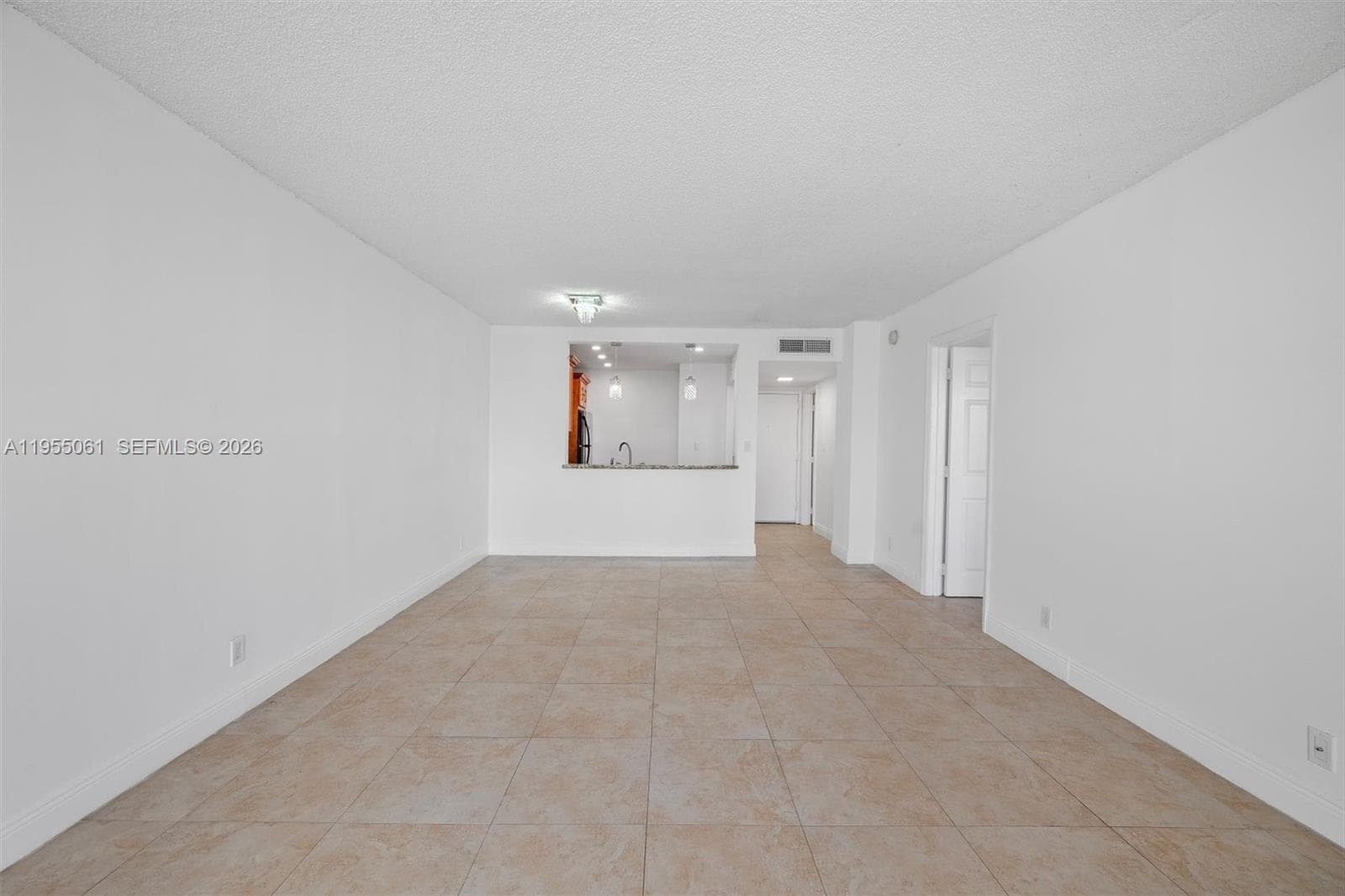 BAYSWATER COURT CONDO · #4I in North Miami Beach - Photo 5