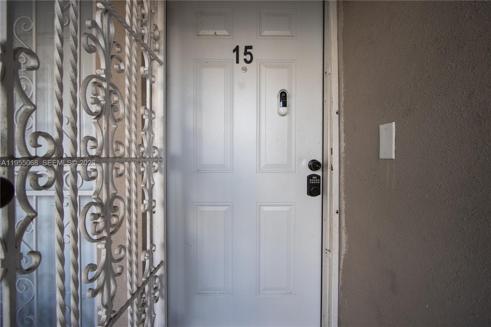 GOLF RIDGE VILLAS · #15 in Miami Gardens - Photo 3