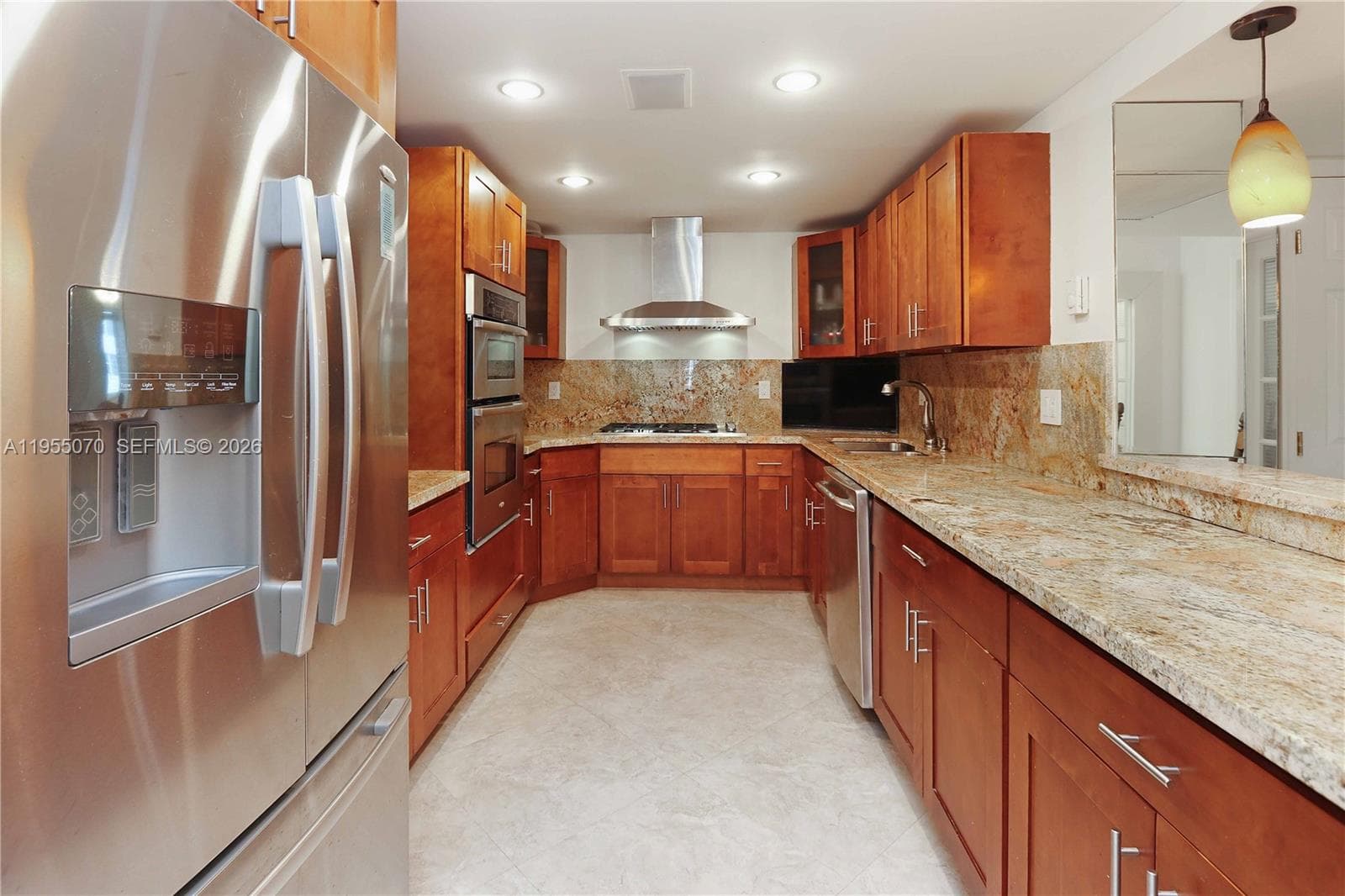 Parker Plaza · #727 in Hallandale Beach - Photo 2