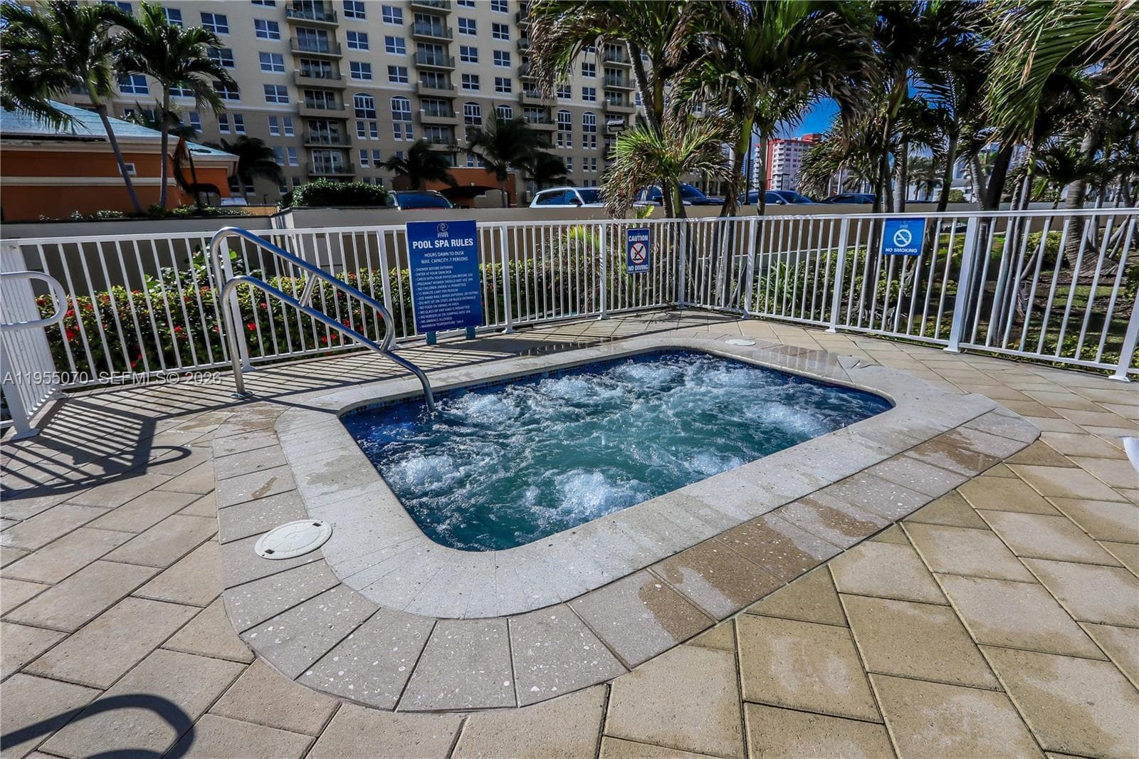 Parker Plaza · #727 in Hallandale Beach - Photo 26