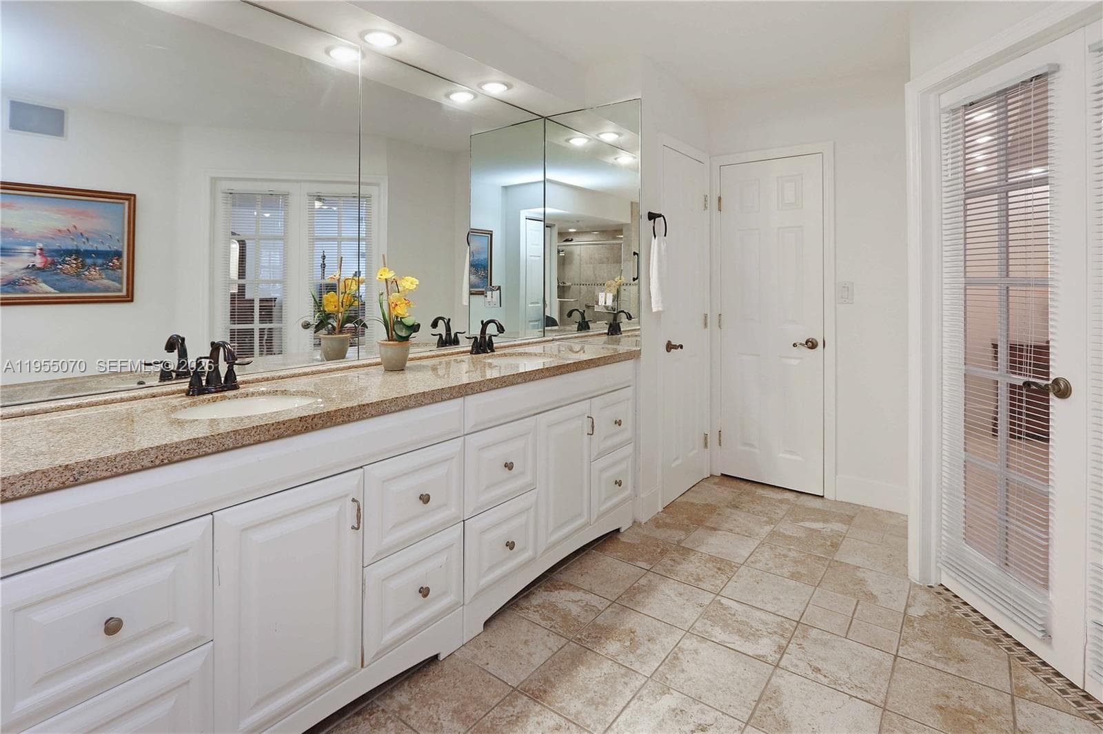 Parker Plaza · #727 in Hallandale Beach - Photo 15