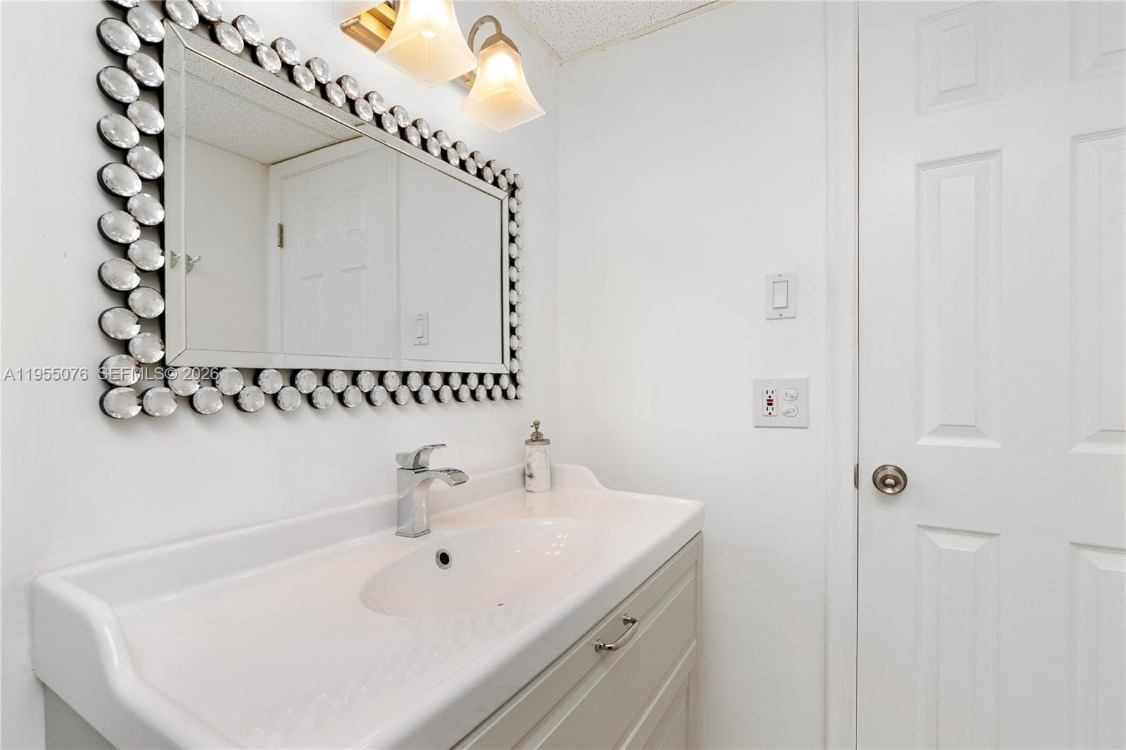 MEADOWBROOK TOWERS CONDO · #307 in Hallandale Beach - Photo 26