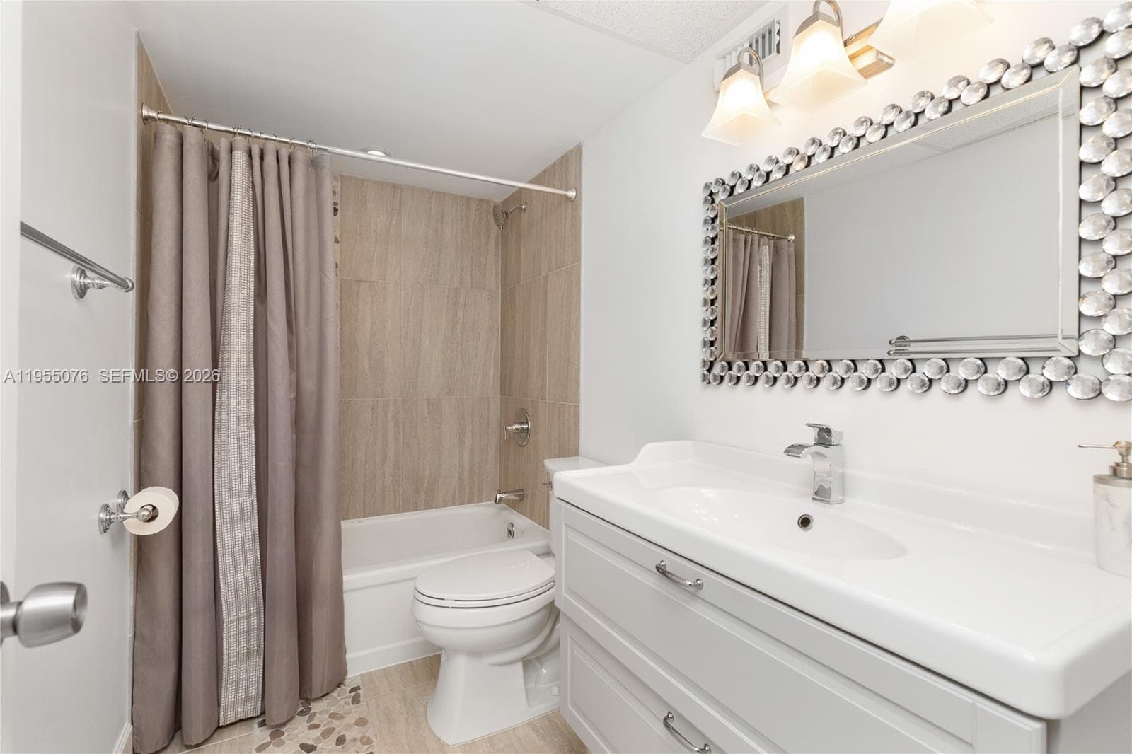 MEADOWBROOK TOWERS CONDO · #307 in Hallandale Beach - Photo 24