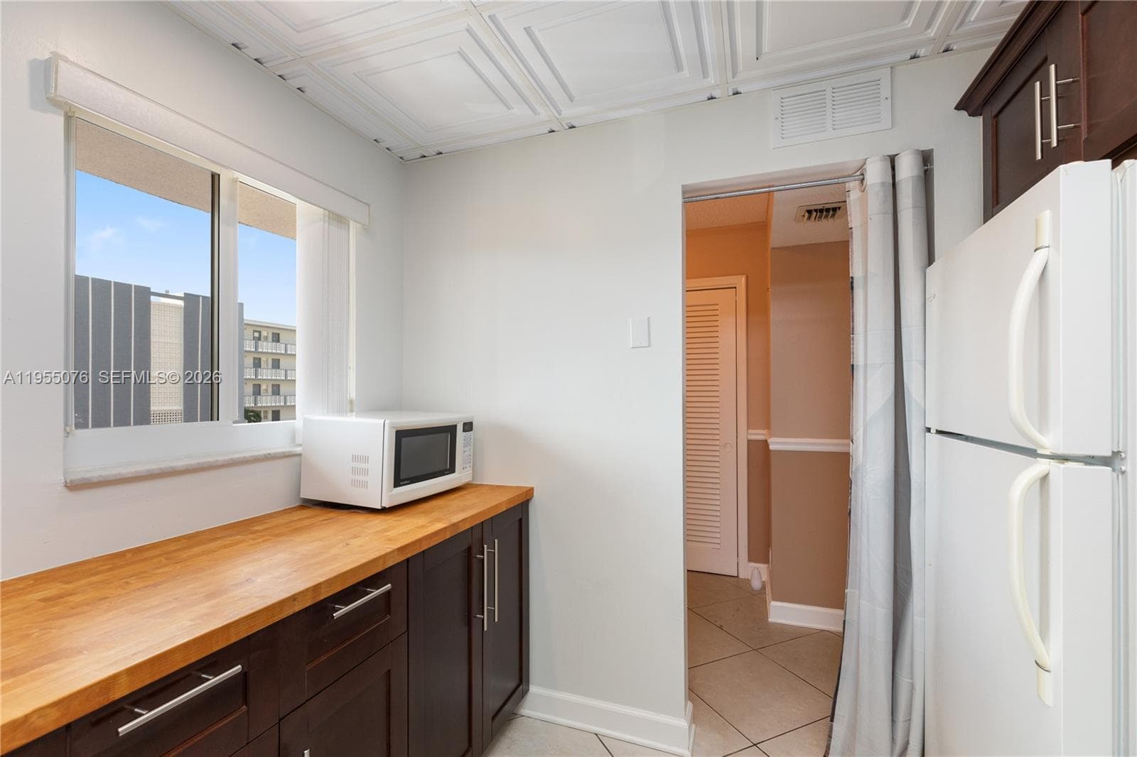MEADOWBROOK TOWERS CONDO · #307 in Hallandale Beach - Photo 38