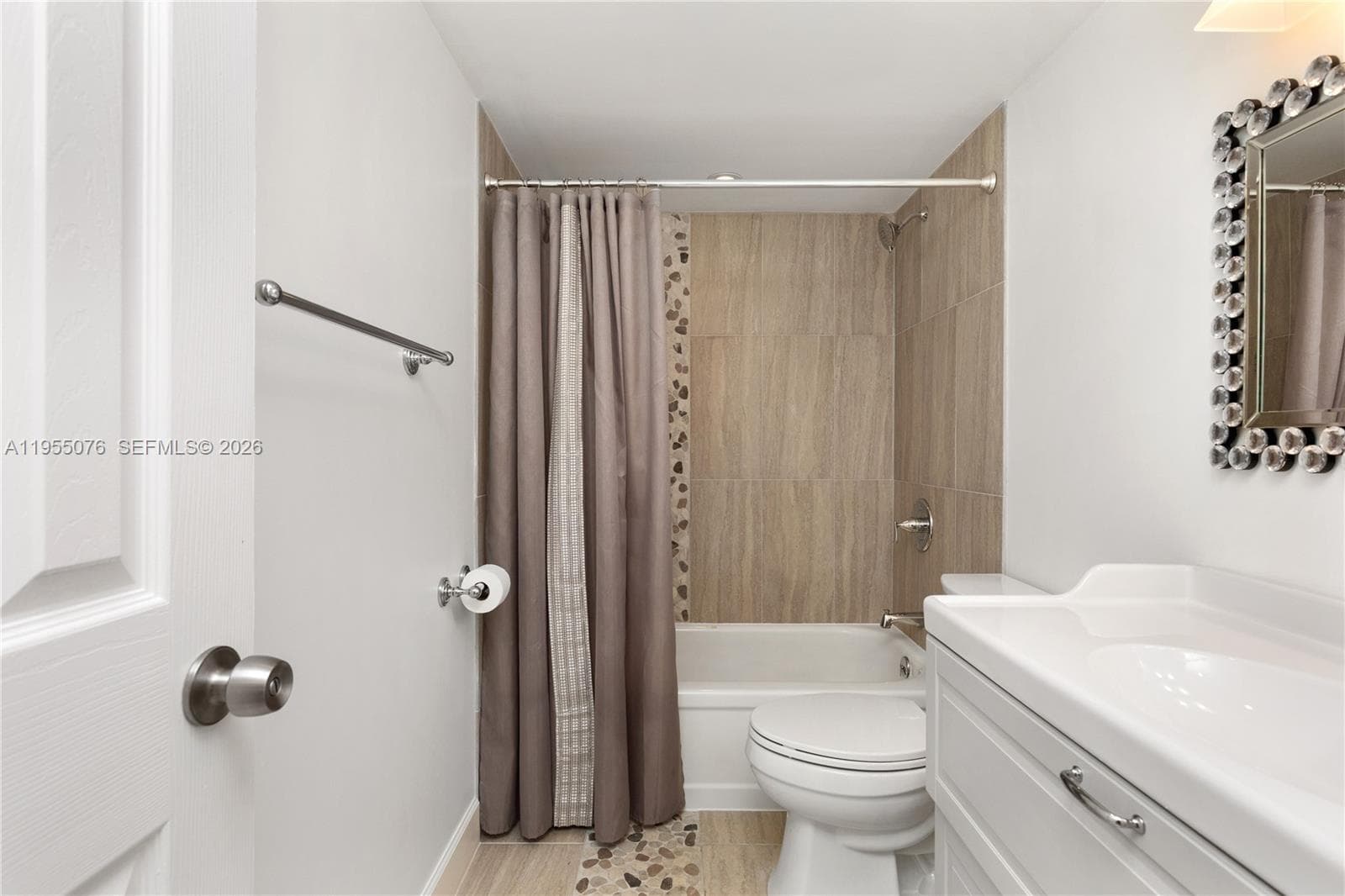 MEADOWBROOK TOWERS CONDO · #307 in Hallandale Beach - Photo 25