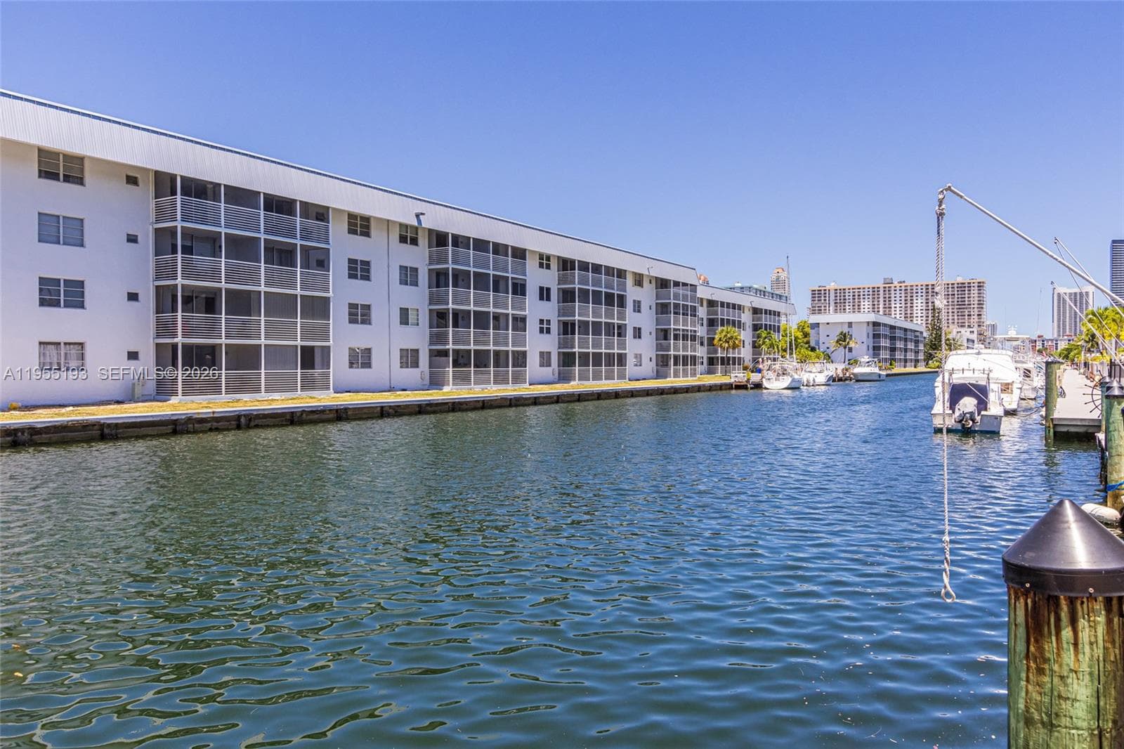 SUNSHORES CONDO · #309 in North Miami Beach - Photo 7