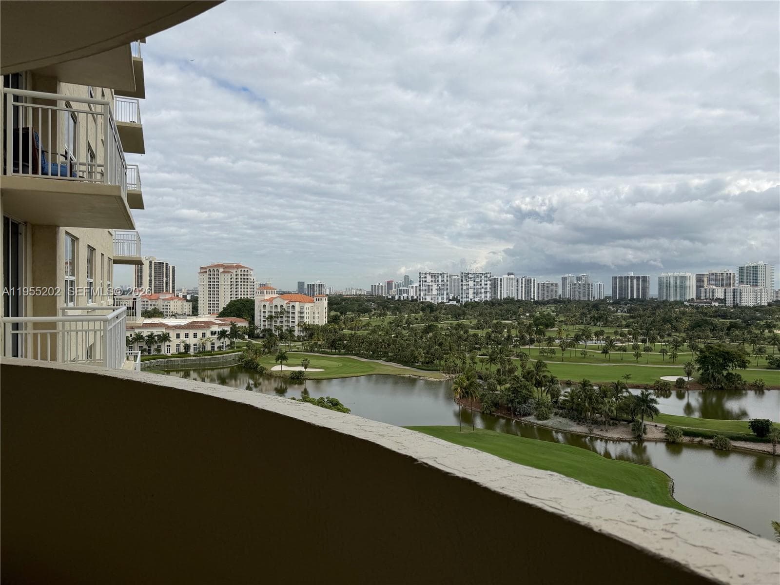 TURNBERRY ON THE GREEN CO · #1201 in Aventura - Photo 16