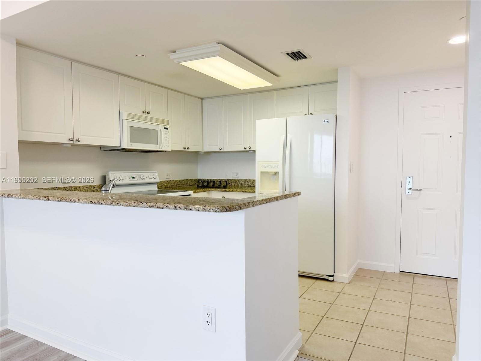 TURNBERRY ON THE GREEN CO · #1201 in Aventura - Photo 3