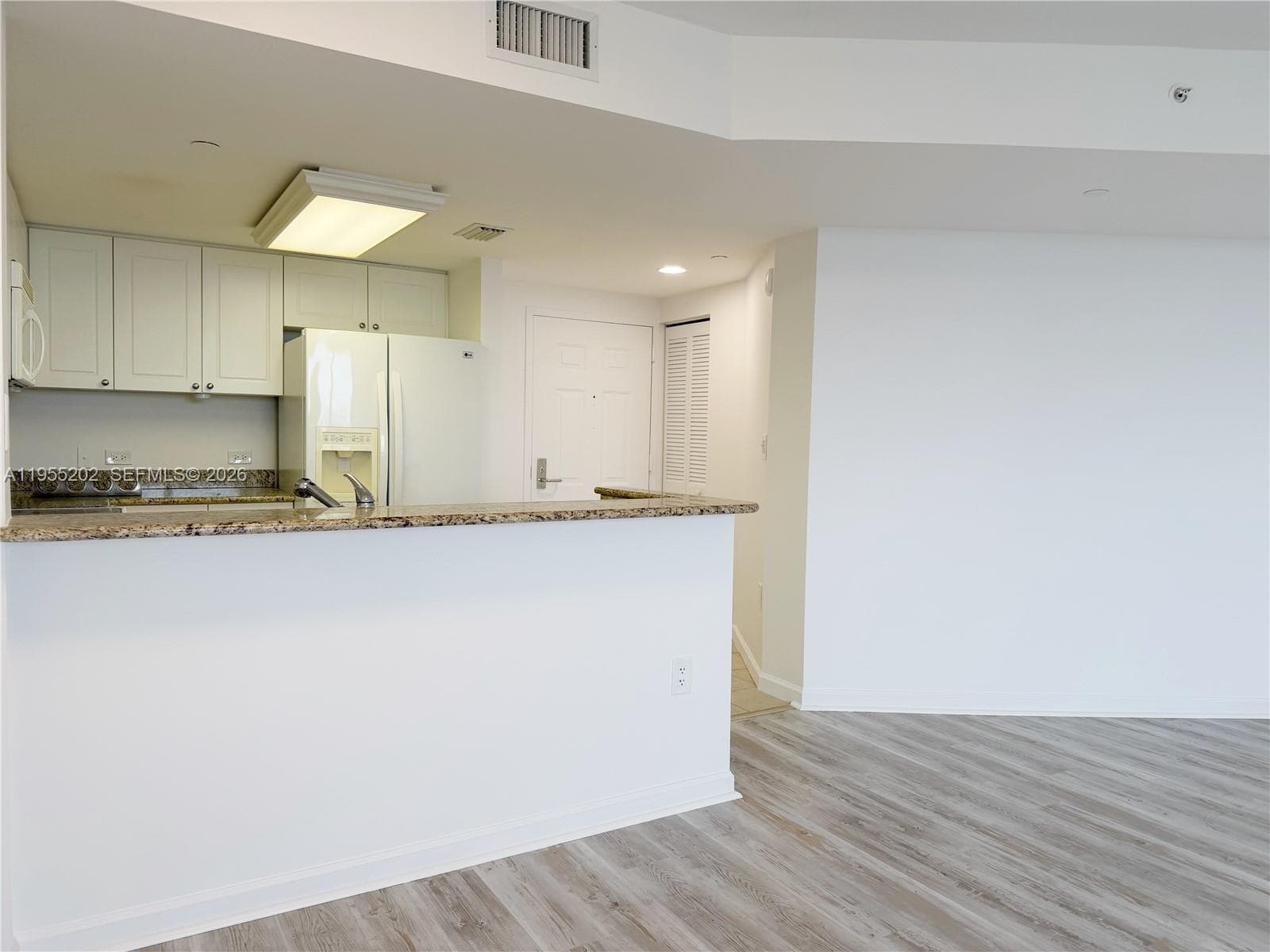 TURNBERRY ON THE GREEN CO · #1201 in Aventura - Photo 5