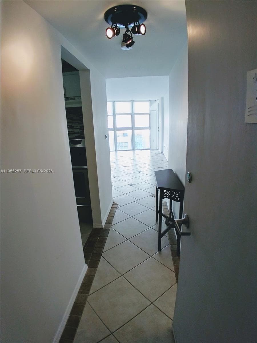 BAYVIEW TERRACE CONDO · #405 in Miami Beach - Photo 11