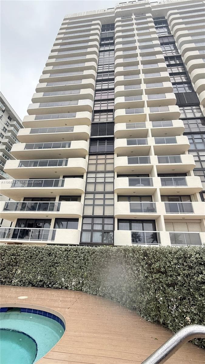 L'EXCELLENCE CONDO · #501 in Miami Beach - Photo 52