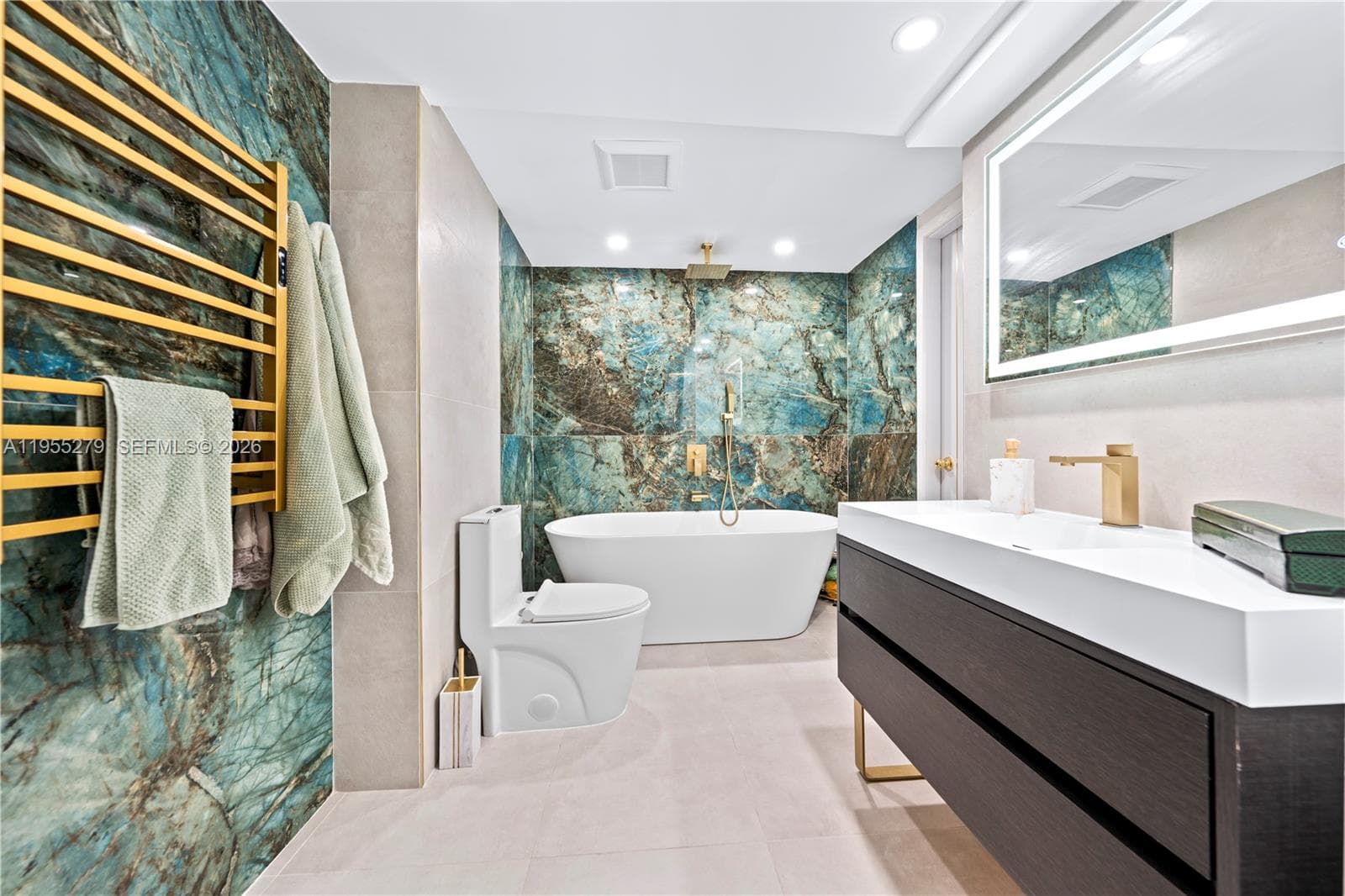 CORAL ISLE EAST · #406 in North Miami Beach - Photo 21