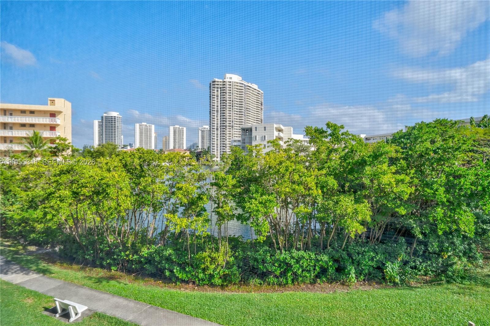 POINT EAST ONE CONDO-BLDG · #E312 in Aventura - Photo 2