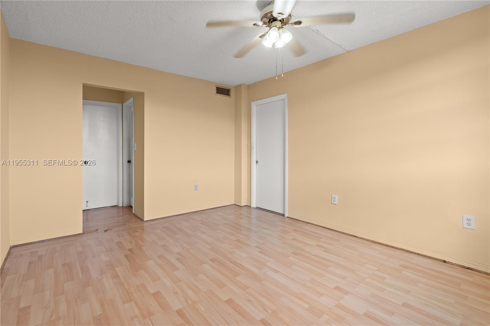 POINT EAST ONE CONDO-BLDG · #E312 in Aventura - Photo 12
