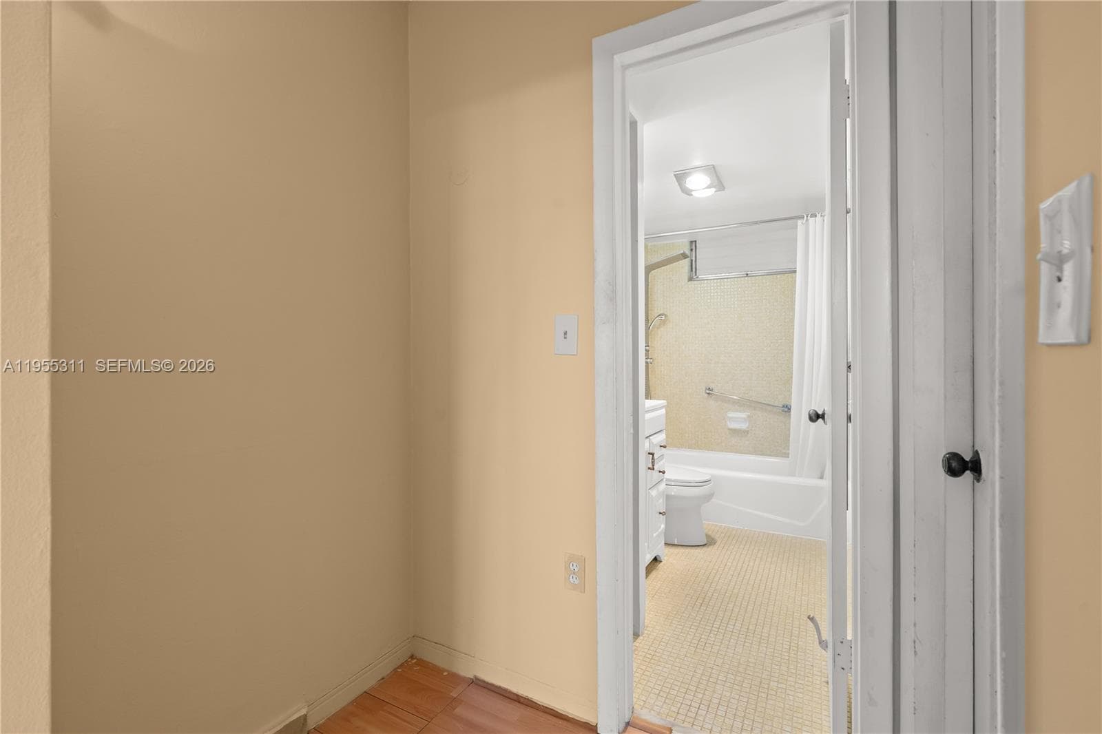 POINT EAST ONE CONDO-BLDG · #E312 in Aventura - Photo 10
