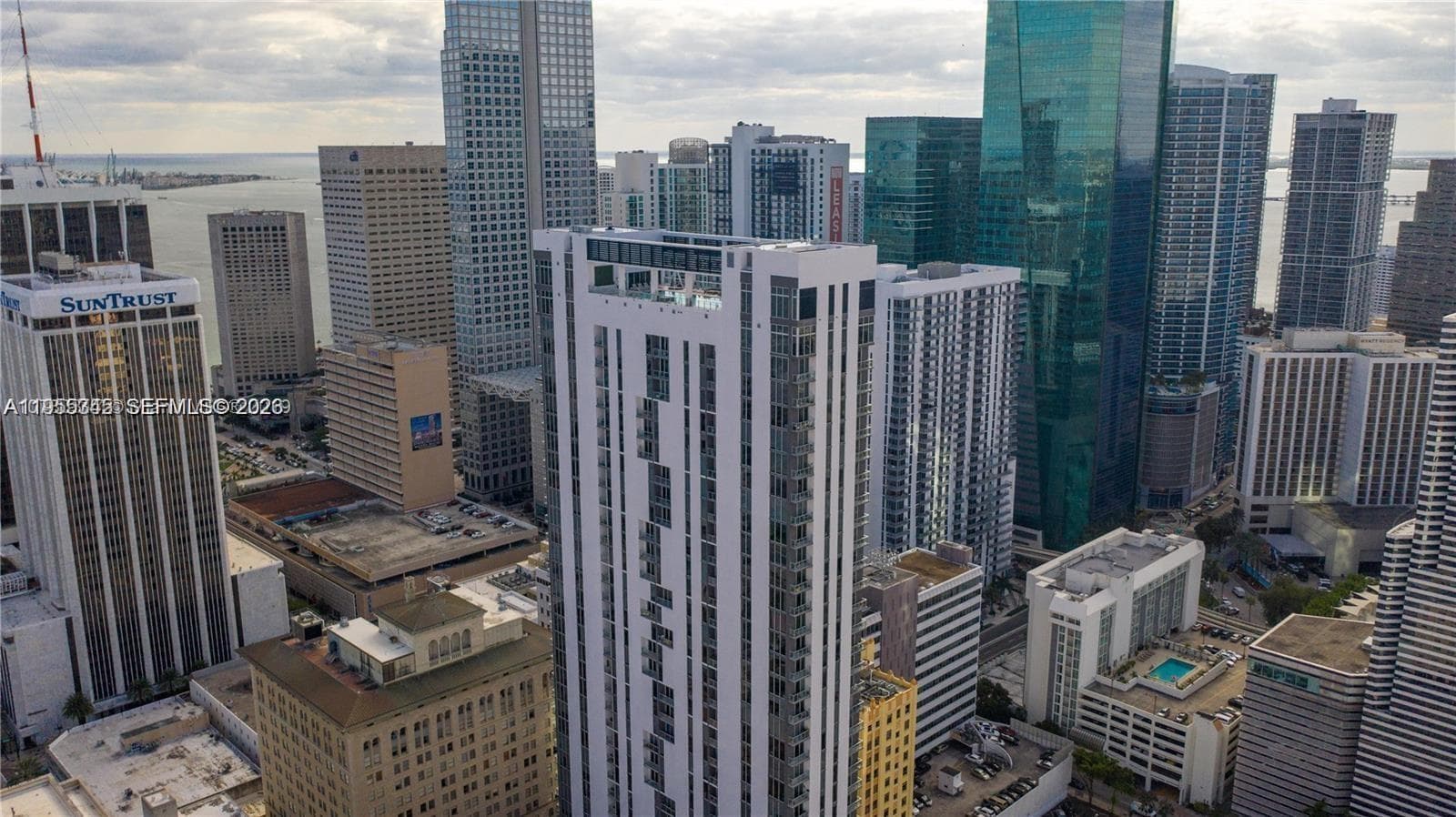 Centro · #PH08 in Miami - Photo 4