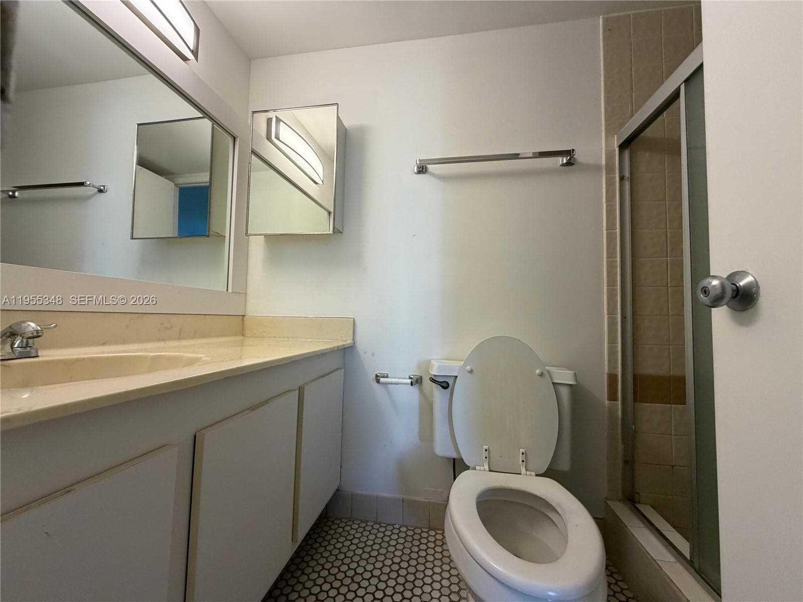 TOWER AT BISCAYNE COVE CO · #1405 in Aventura - Photo 11