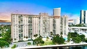 OCEANVIEW BUILDING A COND · #1508 in Sunny Isles Beach - Photo 3