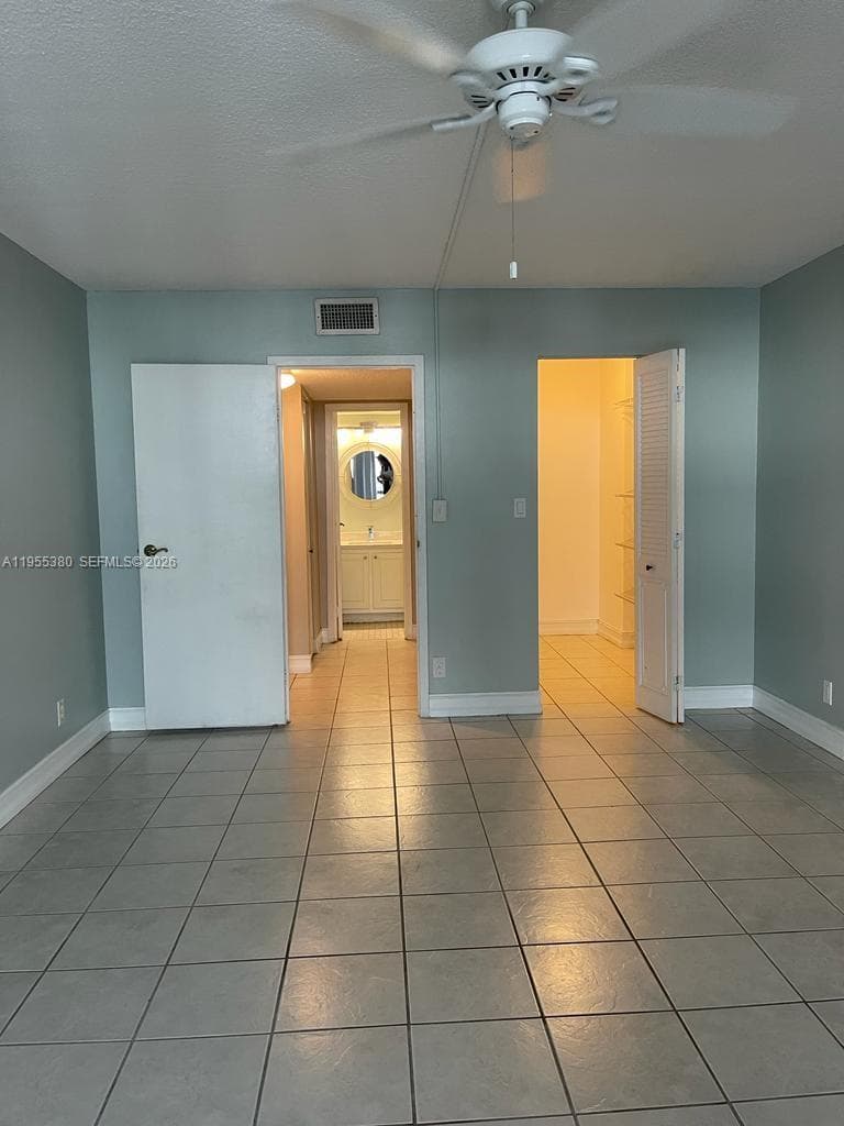 OCEANVIEW PARK CONDO · #1016 in Hallandale Beach - Photo 11
