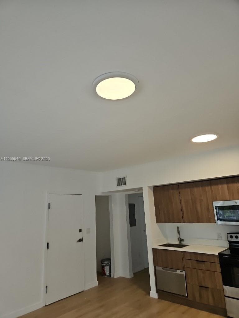 551/557 MICHIGAN CONDO · #211 W/PARKING in Miami Beach - Photo 24
