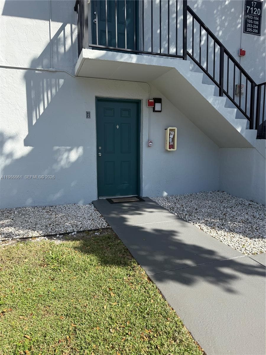 Villa Bellini · #105 in Hialeah - Photo 1