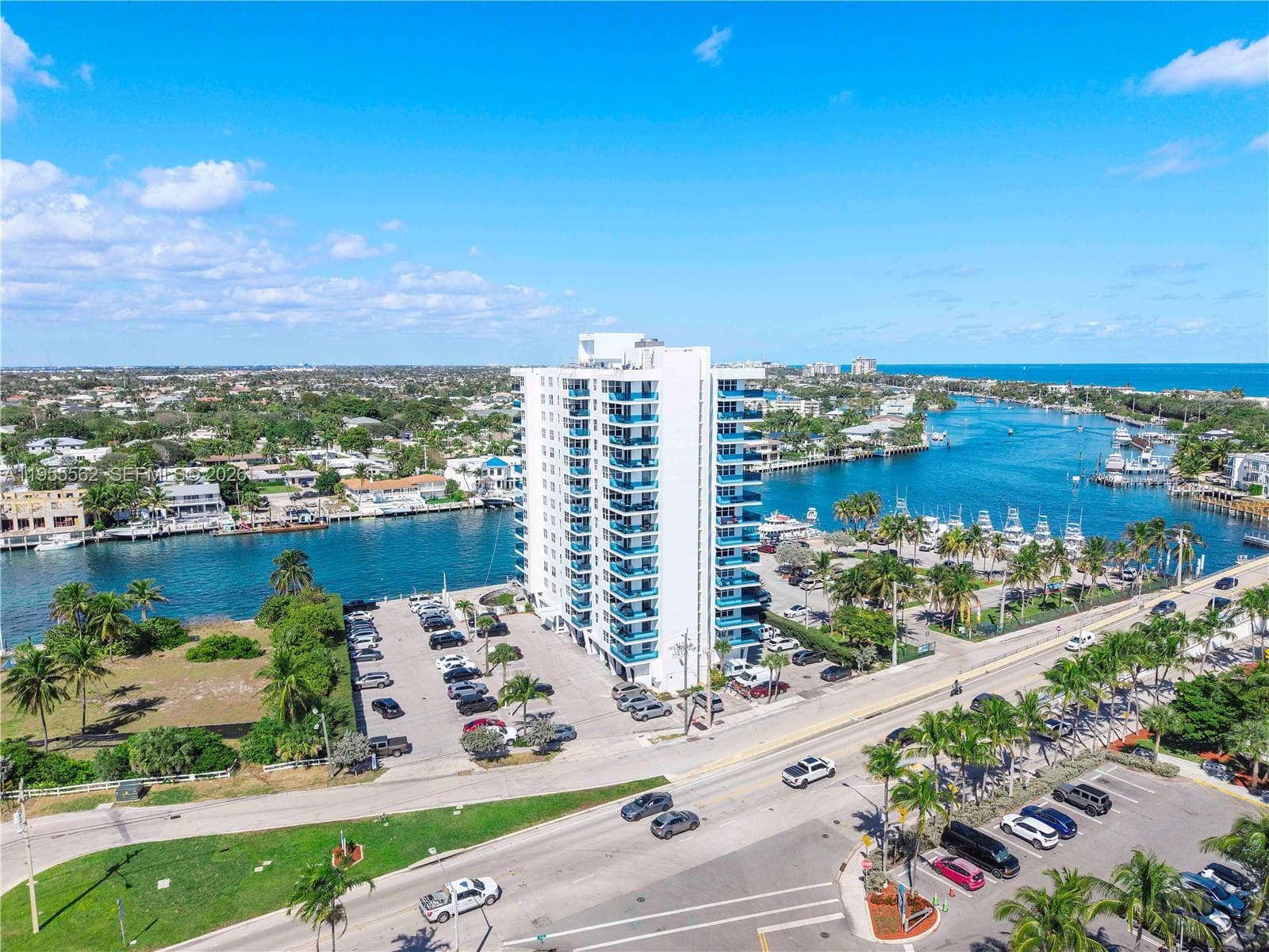 HILLSBORO LIGHT TOWERS · #806 in Pompano Beach - Photo 5