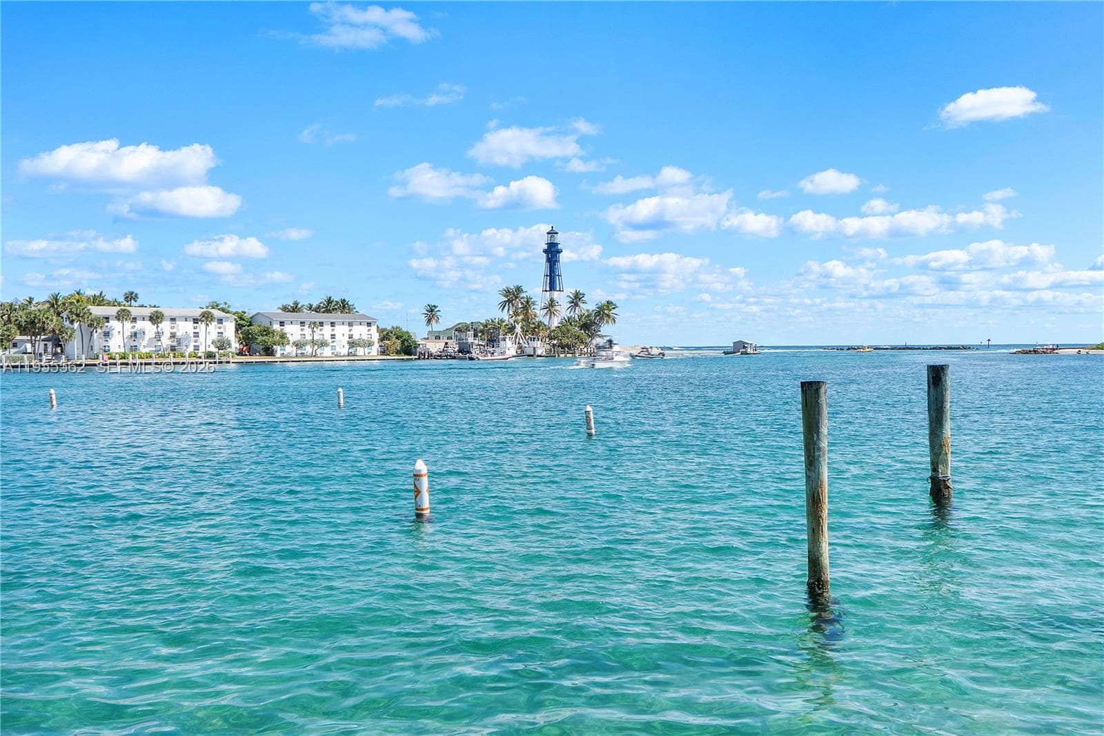 HILLSBORO LIGHT TOWERS · #806 in Pompano Beach - Photo 31