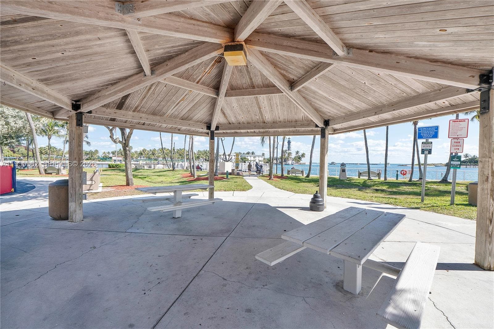 HILLSBORO LIGHT TOWERS · #806 in Pompano Beach - Photo 39