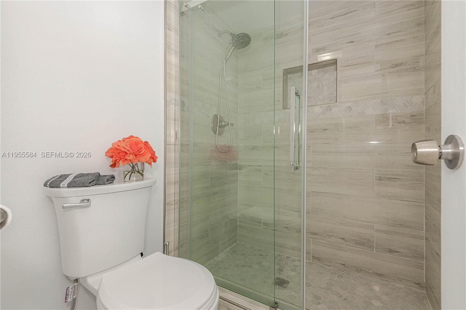 OCEAN VIEW TOWERS · #902 in Hallandale Beach - Photo 14