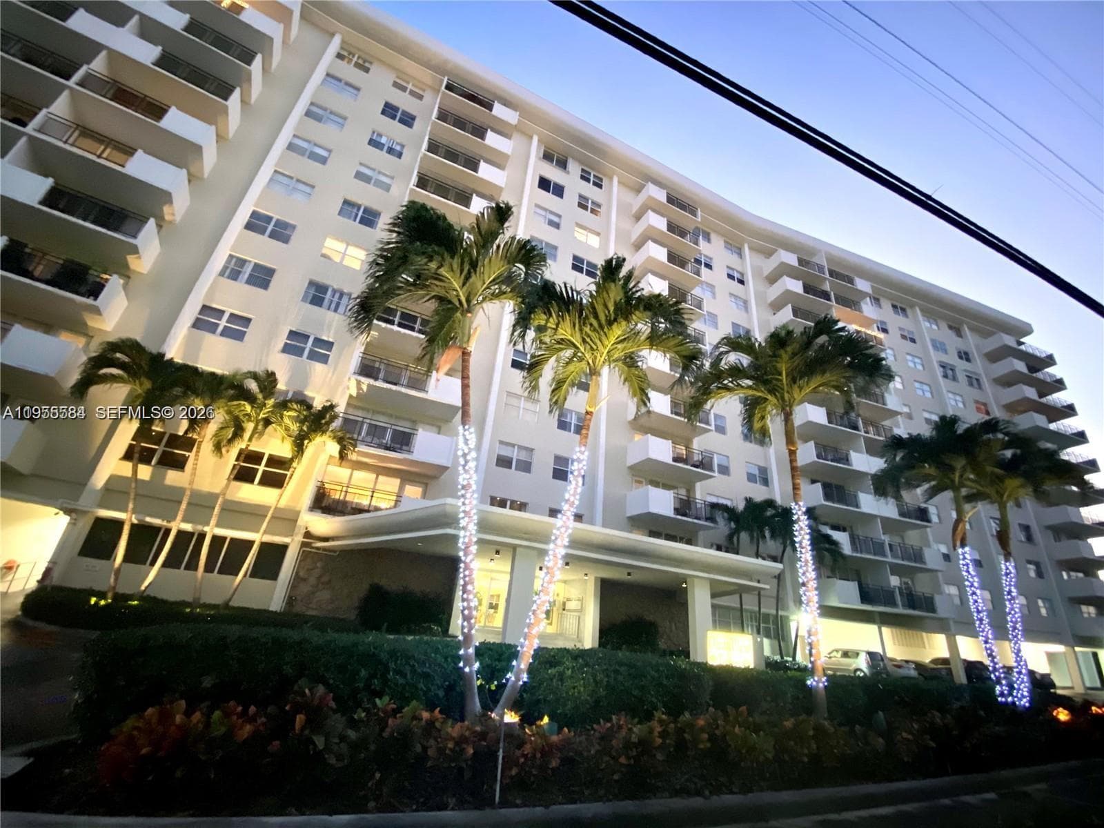 OCEAN VIEW TOWERS · #902 in Hallandale Beach - Photo 25