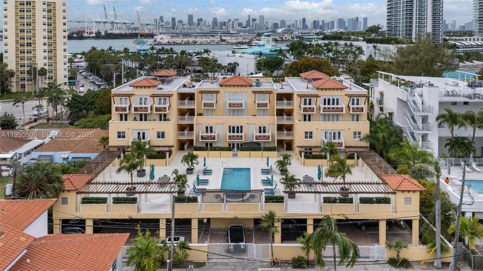 THE AMBASSADORS CONDO · #405 in Miami Beach - Photo 46