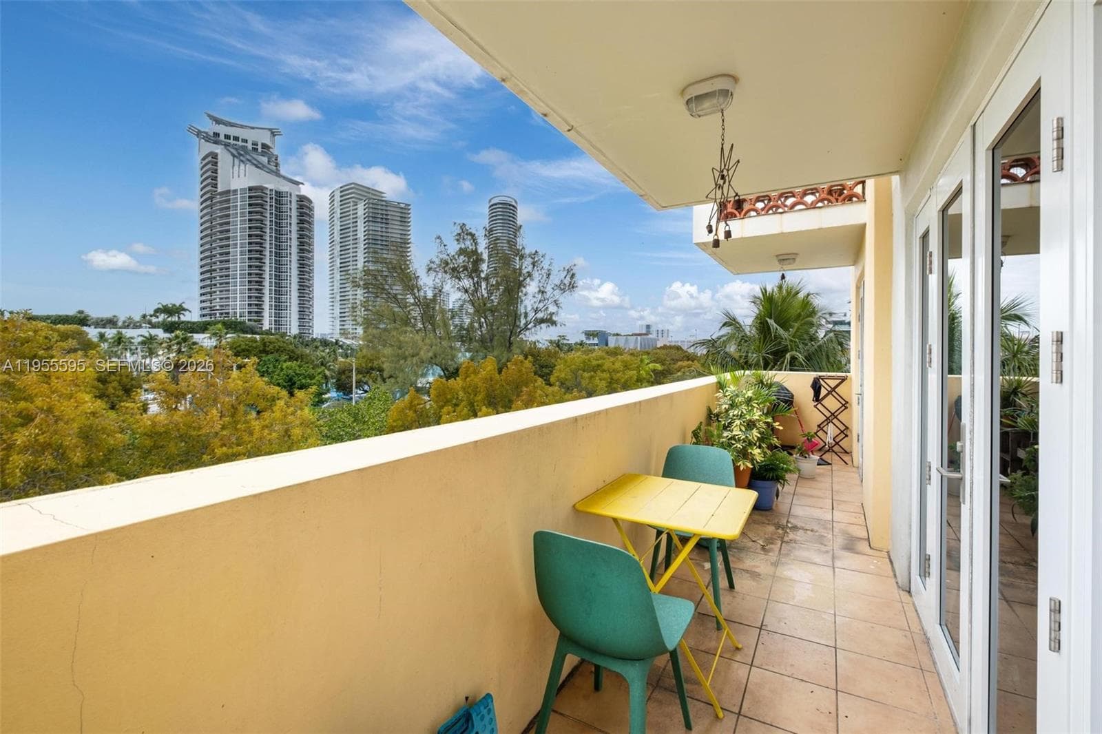 THE AMBASSADORS CONDO · #405 in Miami Beach - Photo 22