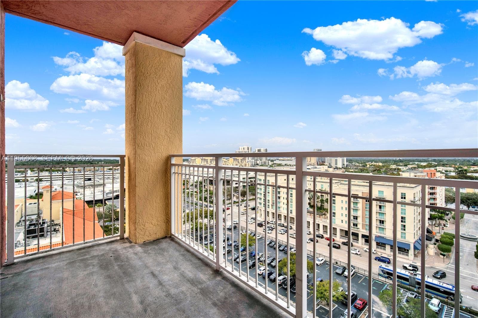TOSCANO CONDOMINIUM · #1402S in Miami - Photo 2