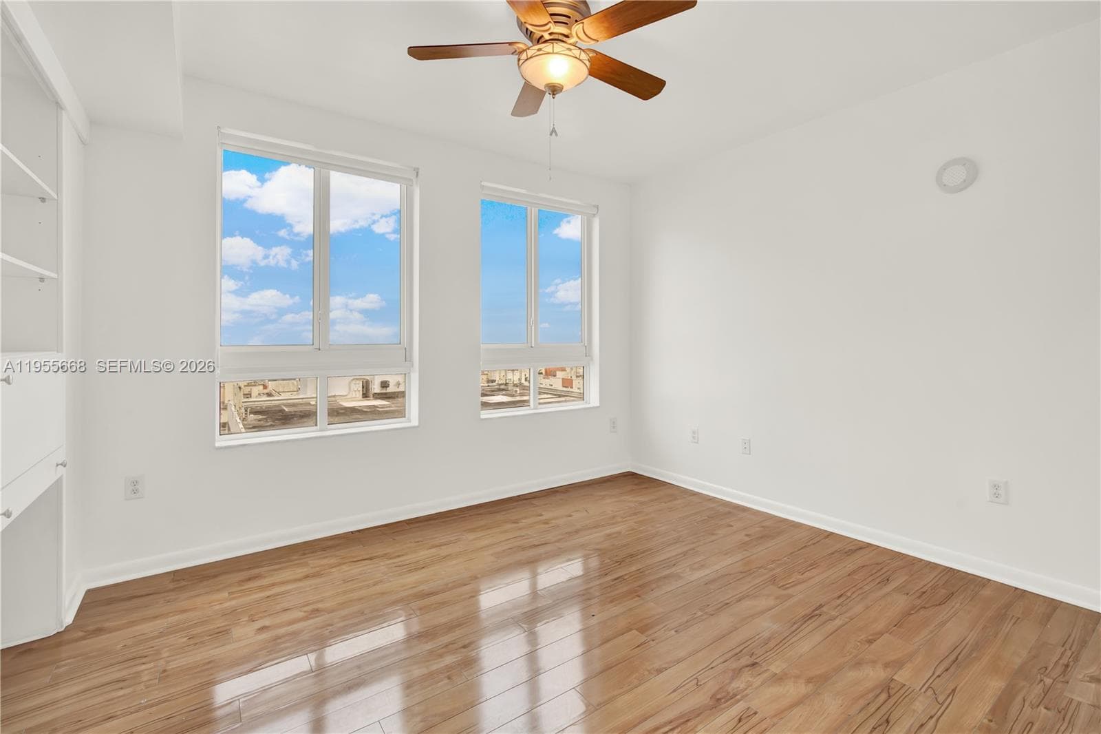 TOSCANO CONDOMINIUM · #1402S in Miami - Photo 9