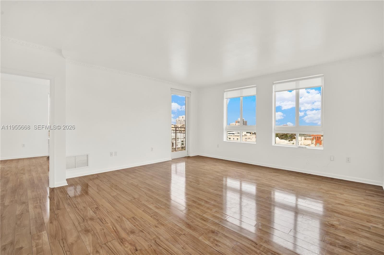 TOSCANO CONDOMINIUM · #1402S in Miami - Photo 15