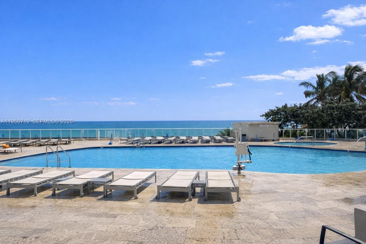 Aventura Beach Club · #1103 in Sunny Isles Beach - Photo 12