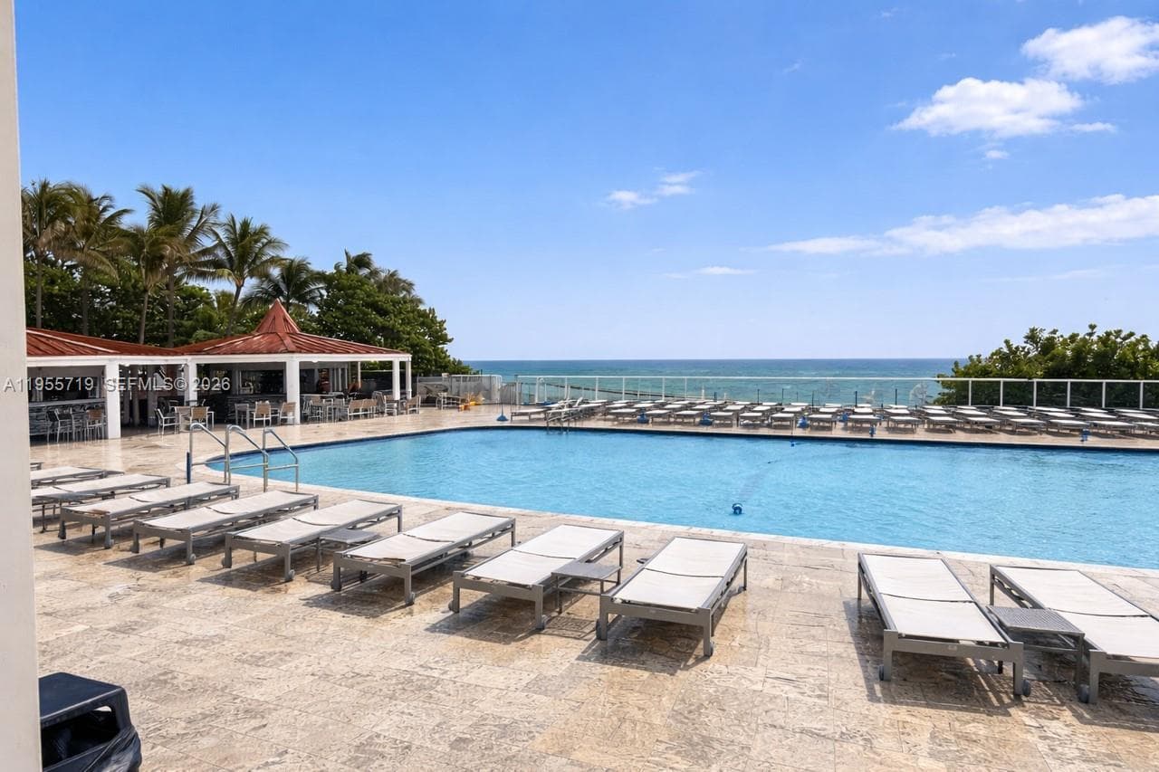 Aventura Beach Club · #1103 in Sunny Isles Beach - Photo 10