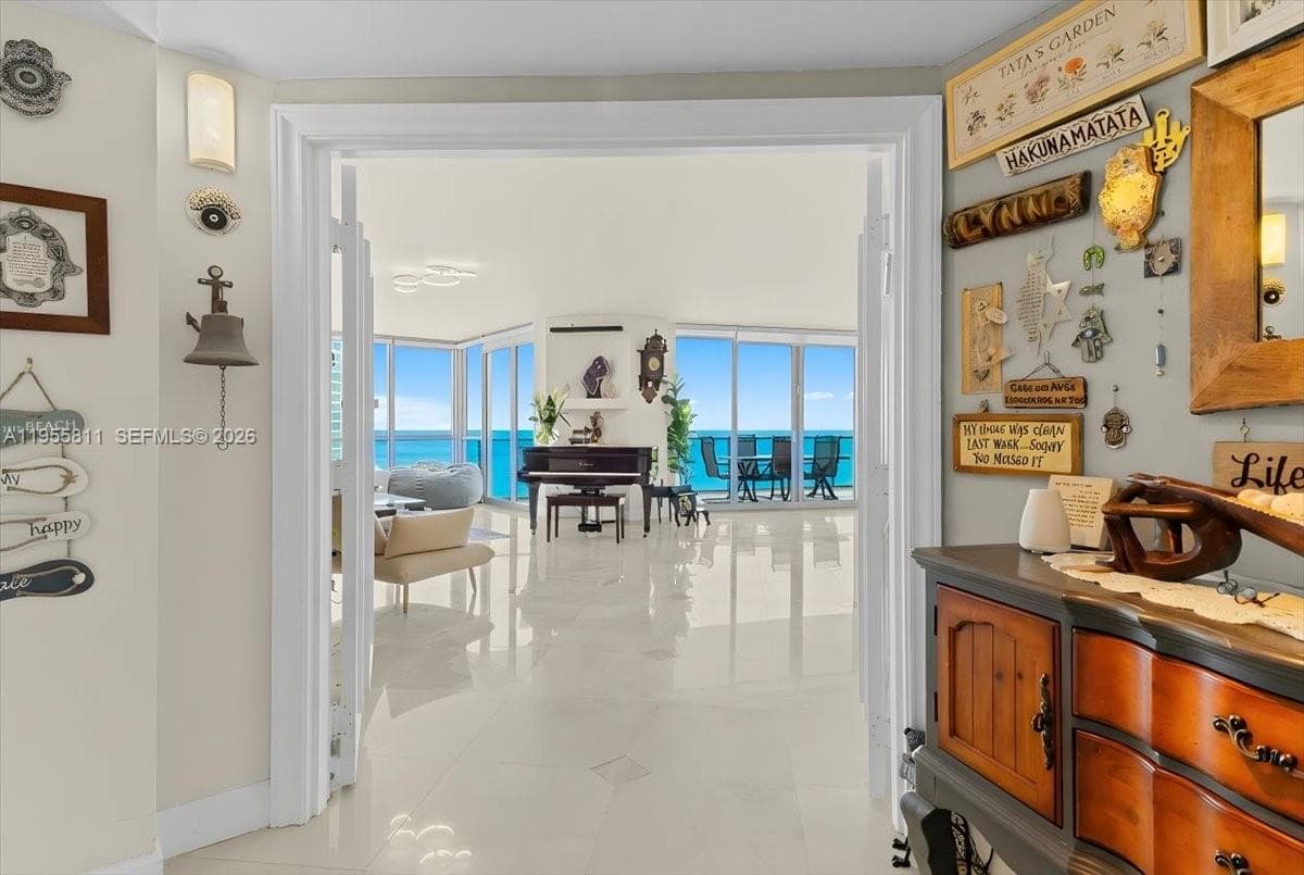 OCEAN PALMS CONDO · #3003 in Hollywood - Photo 6
