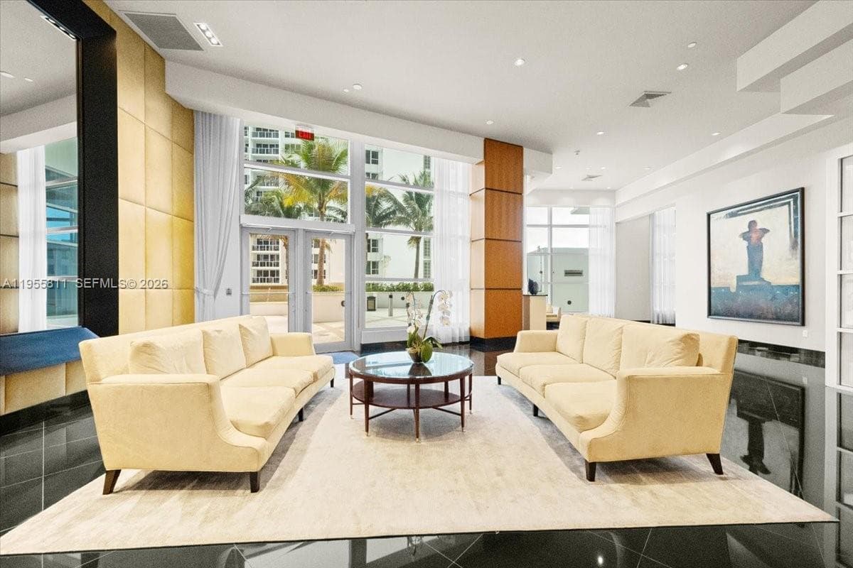 OCEAN PALMS CONDO · #3003 in Hollywood - Photo 52