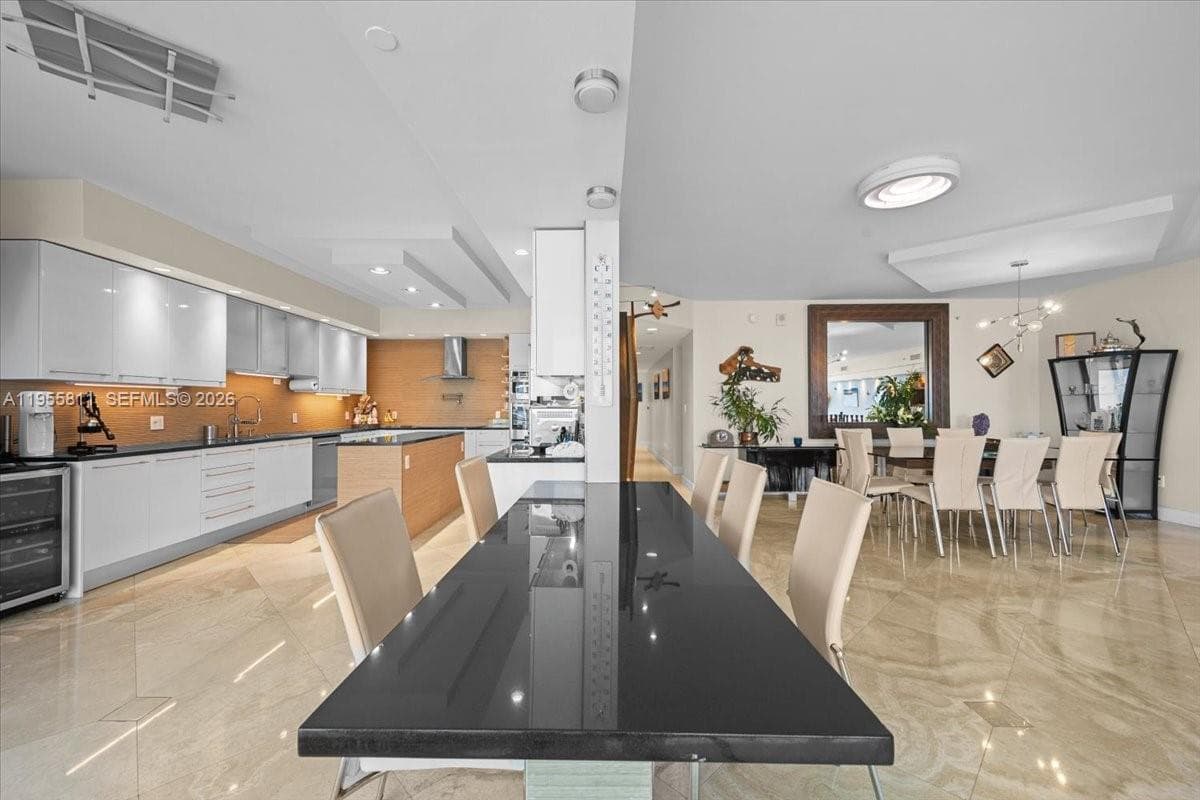 OCEAN PALMS CONDO · #3003 in Hollywood - Photo 17