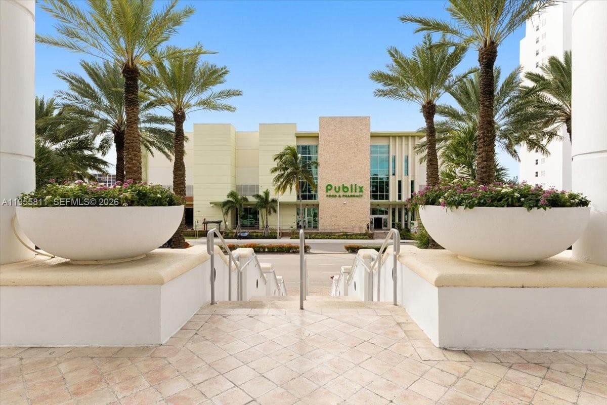 OCEAN PALMS CONDO · #3003 in Hollywood - Photo 75