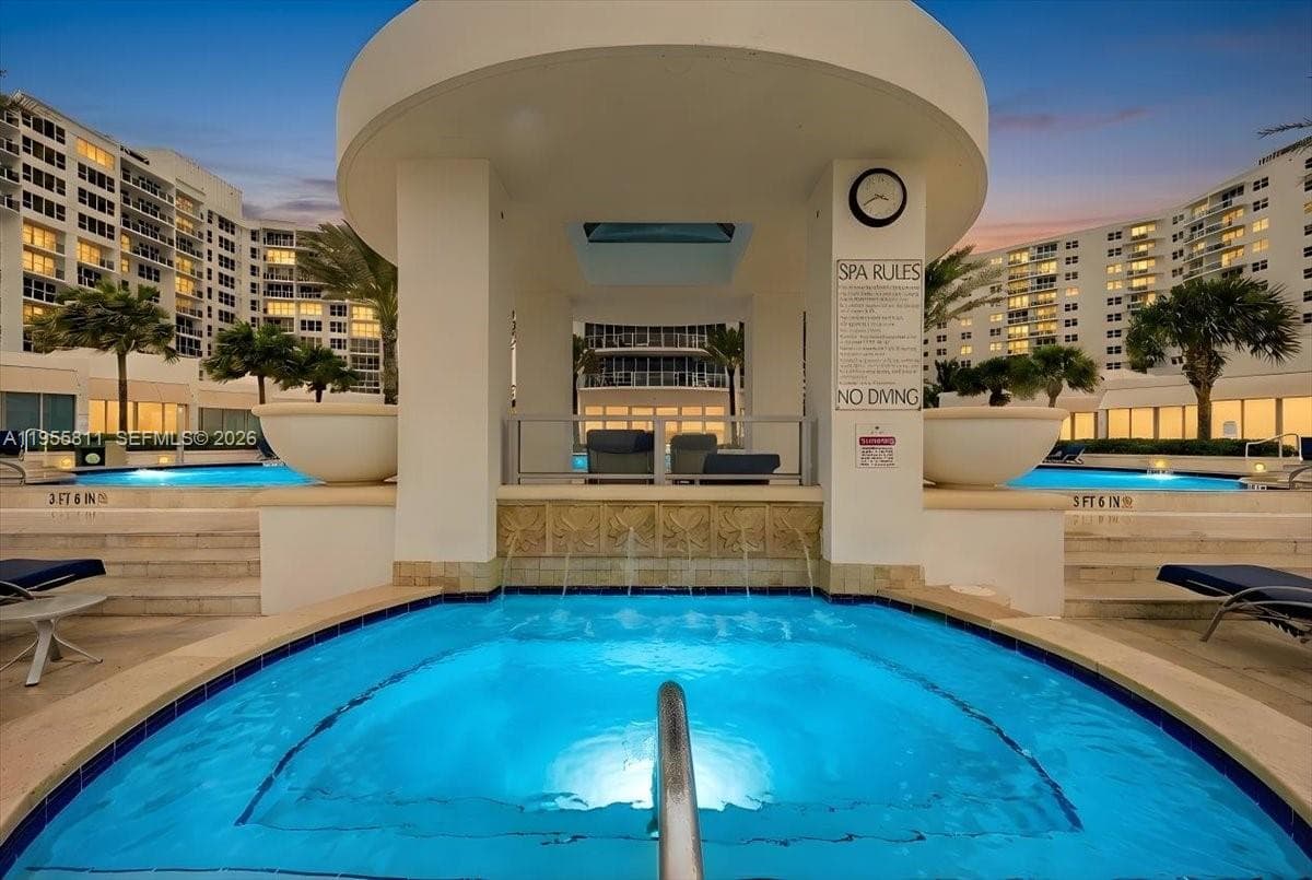 OCEAN PALMS CONDO · #3003 in Hollywood - Photo 10