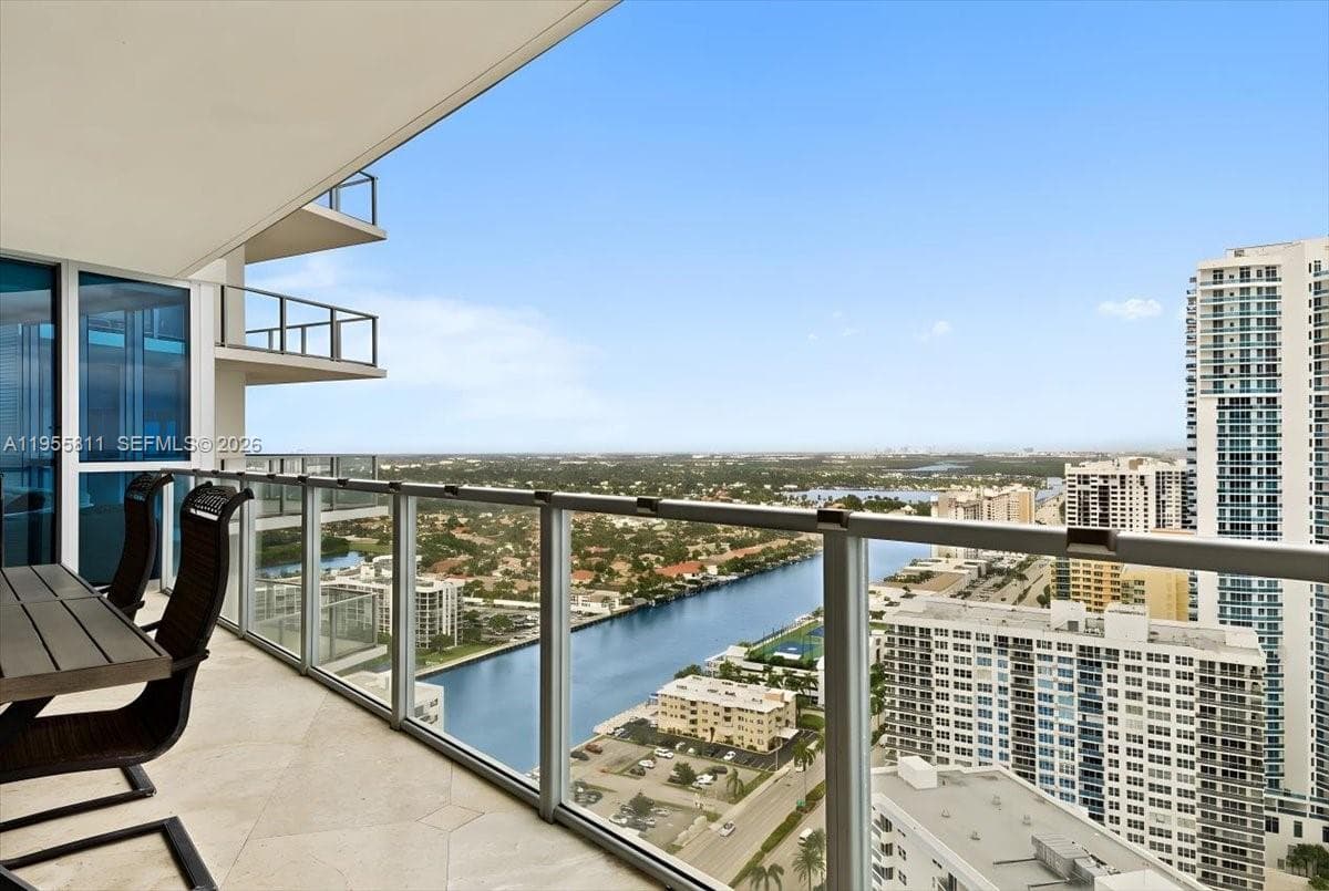 OCEAN PALMS CONDO · #3003 in Hollywood - Photo 49