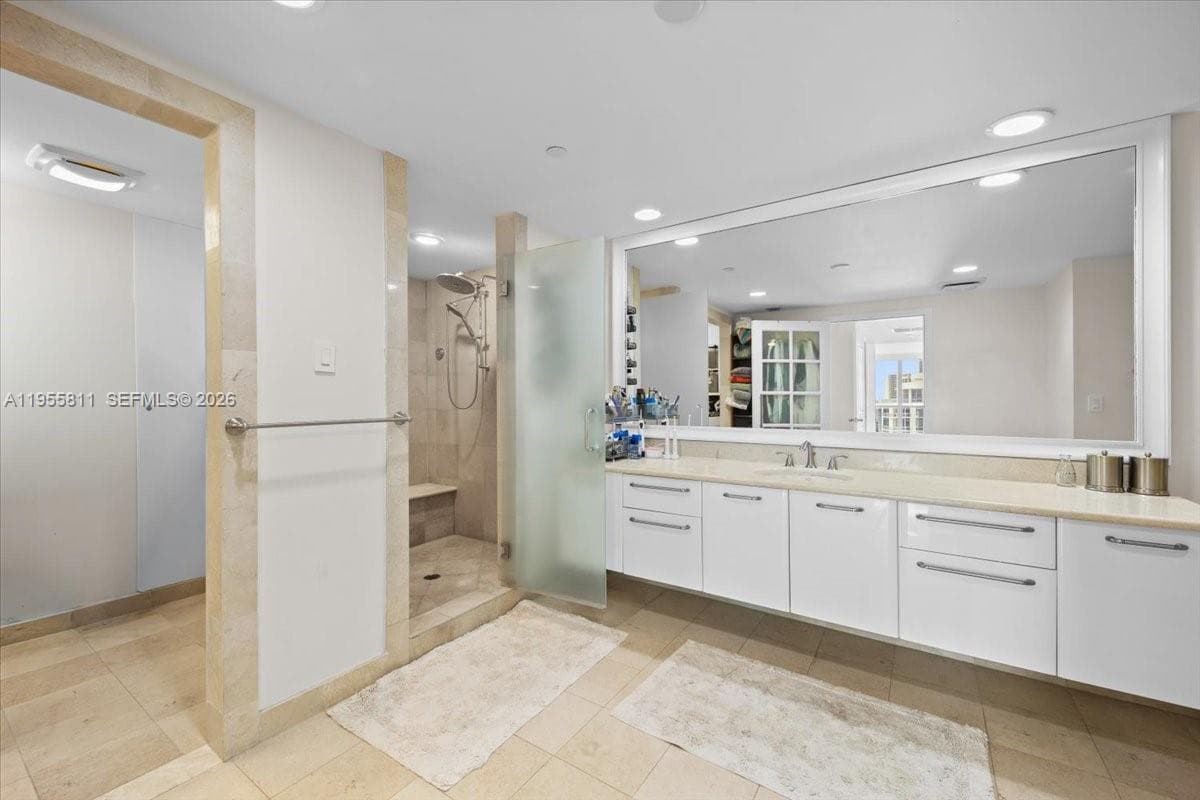OCEAN PALMS CONDO · #3003 in Hollywood - Photo 41