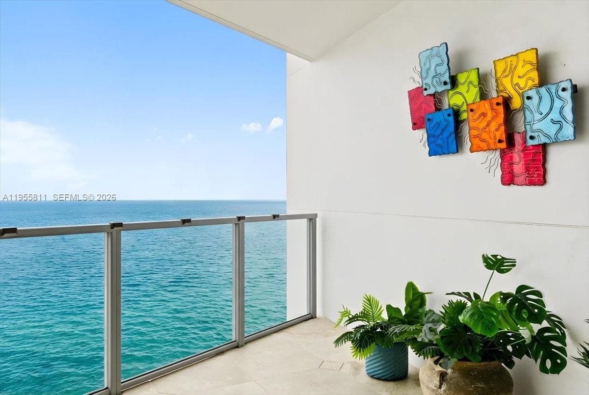 OCEAN PALMS CONDO · #3003 in Hollywood - Photo 48