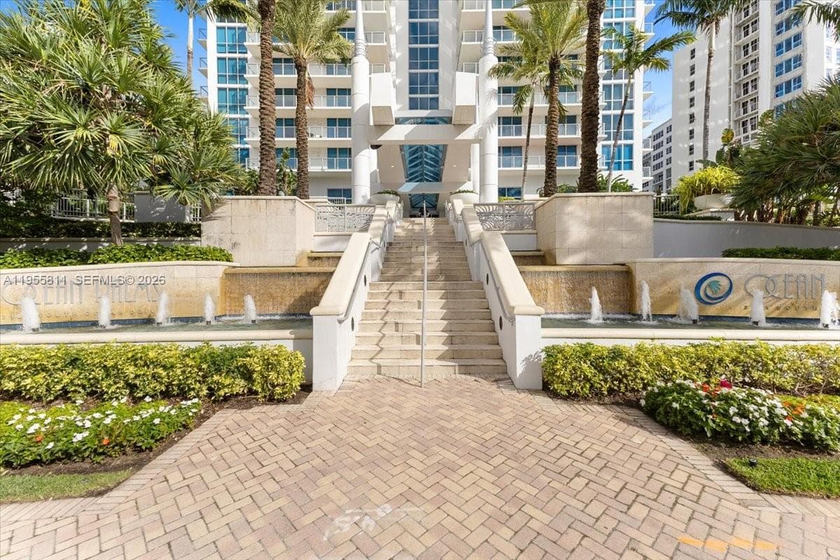 OCEAN PALMS CONDO · #3003 in Hollywood - Photo 78