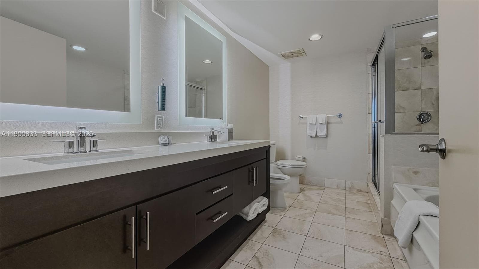Ocean Point Beach Club · #2401 in Sunny Isles Beach - Photo 24