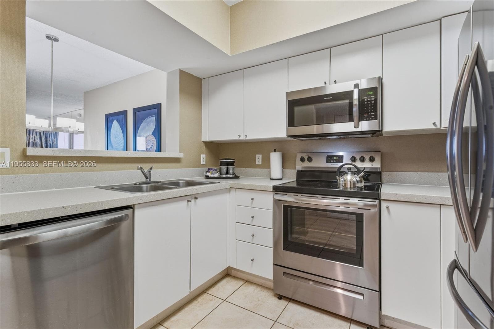 Ocean Point Beach Club · #2401 in Sunny Isles Beach - Photo 11